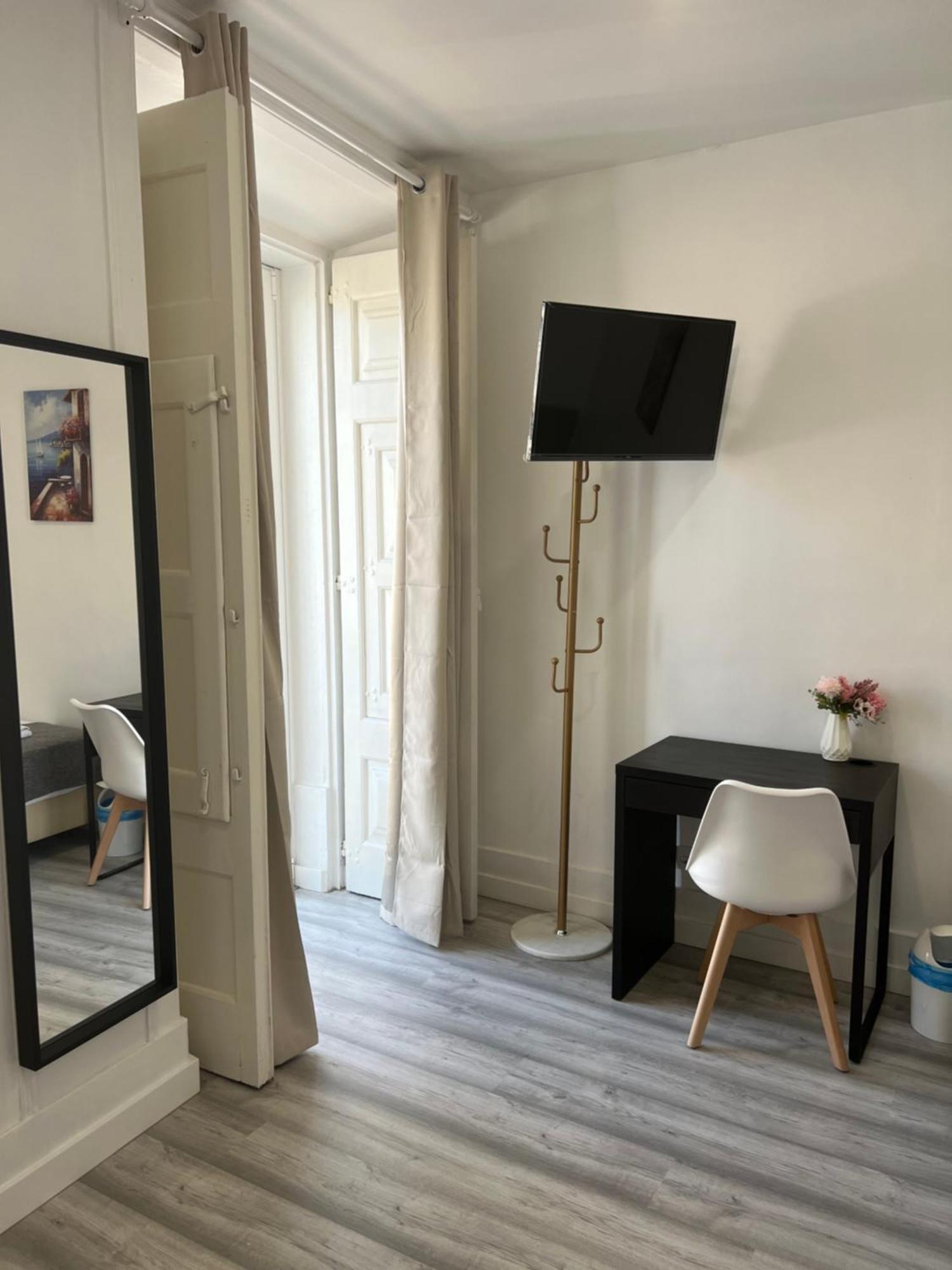 Sao Lazaro Bhuiyan Family Host Hotel Lissabon Buitenkant foto