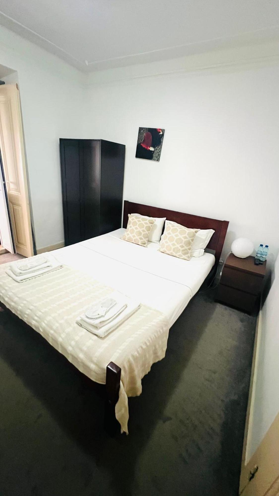 Sao Lazaro Bhuiyan Family Host Hotel Lissabon Buitenkant foto